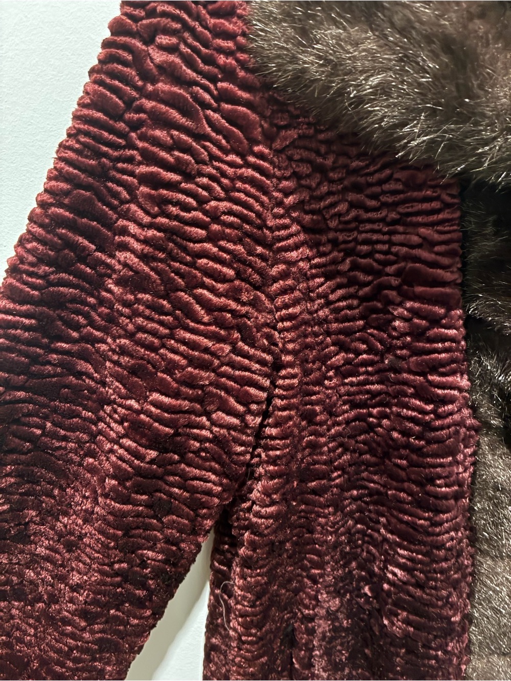 UTEX Luxurious Vintage Burgundy Faux Fur  Long Coat XS